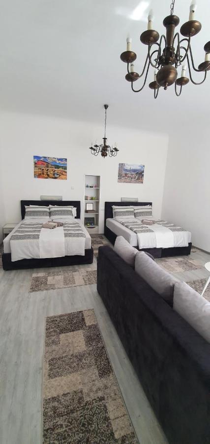 Ferhadija A&E Apartment ซาราเยโว ภายนอก รูปภาพ