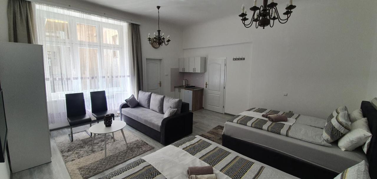 Ferhadija A&E Apartment ซาราเยโว ภายนอก รูปภาพ