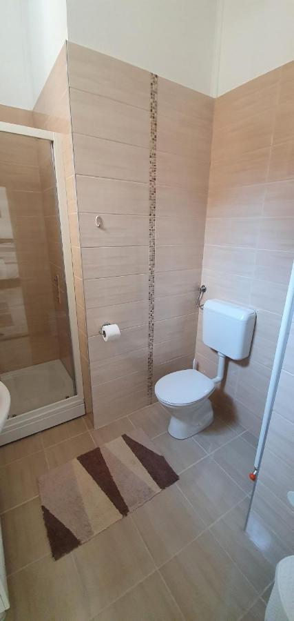Ferhadija A&E Apartment ซาราเยโว ภายนอก รูปภาพ