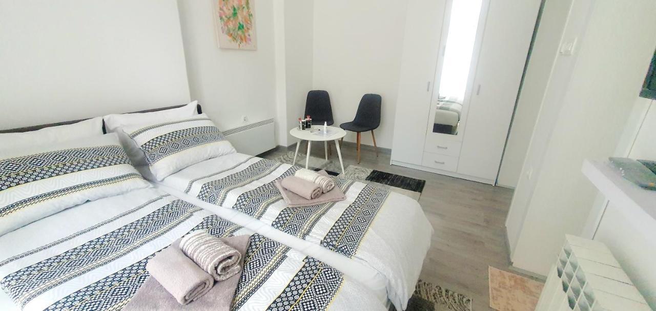 Ferhadija A&E Apartment ซาราเยโว ภายนอก รูปภาพ