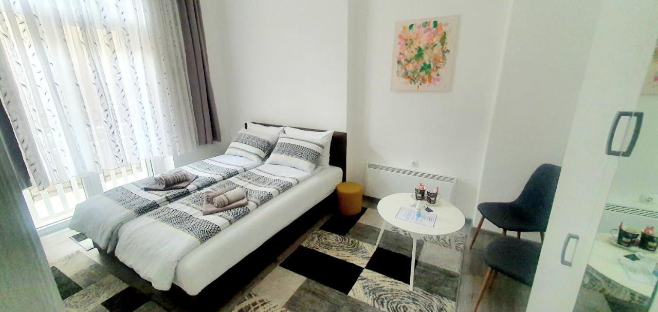 Ferhadija A&E Apartment ซาราเยโว ภายนอก รูปภาพ