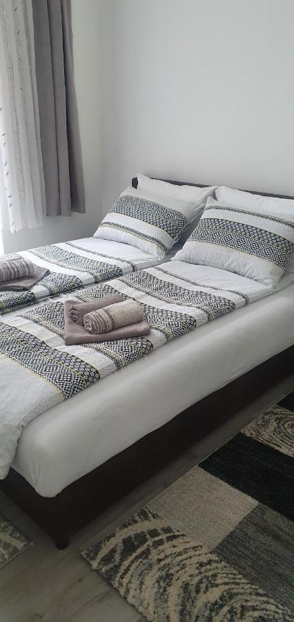 Ferhadija A&E Apartment ซาราเยโว ภายนอก รูปภาพ