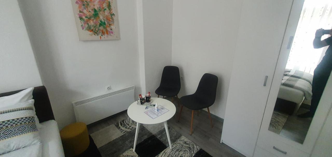 Ferhadija A&E Apartment ซาราเยโว ภายนอก รูปภาพ