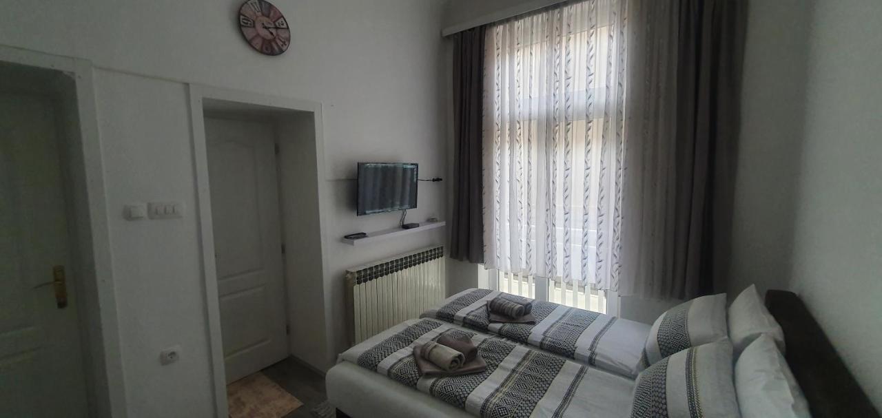 Ferhadija A&E Apartment ซาราเยโว ภายนอก รูปภาพ